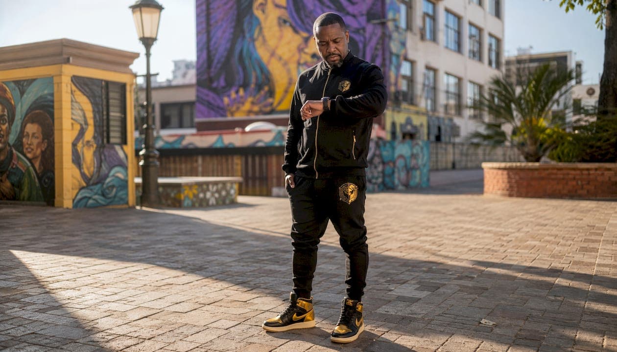 Joggers vs Sweatpants: Fit, Style, and When to Wear Each