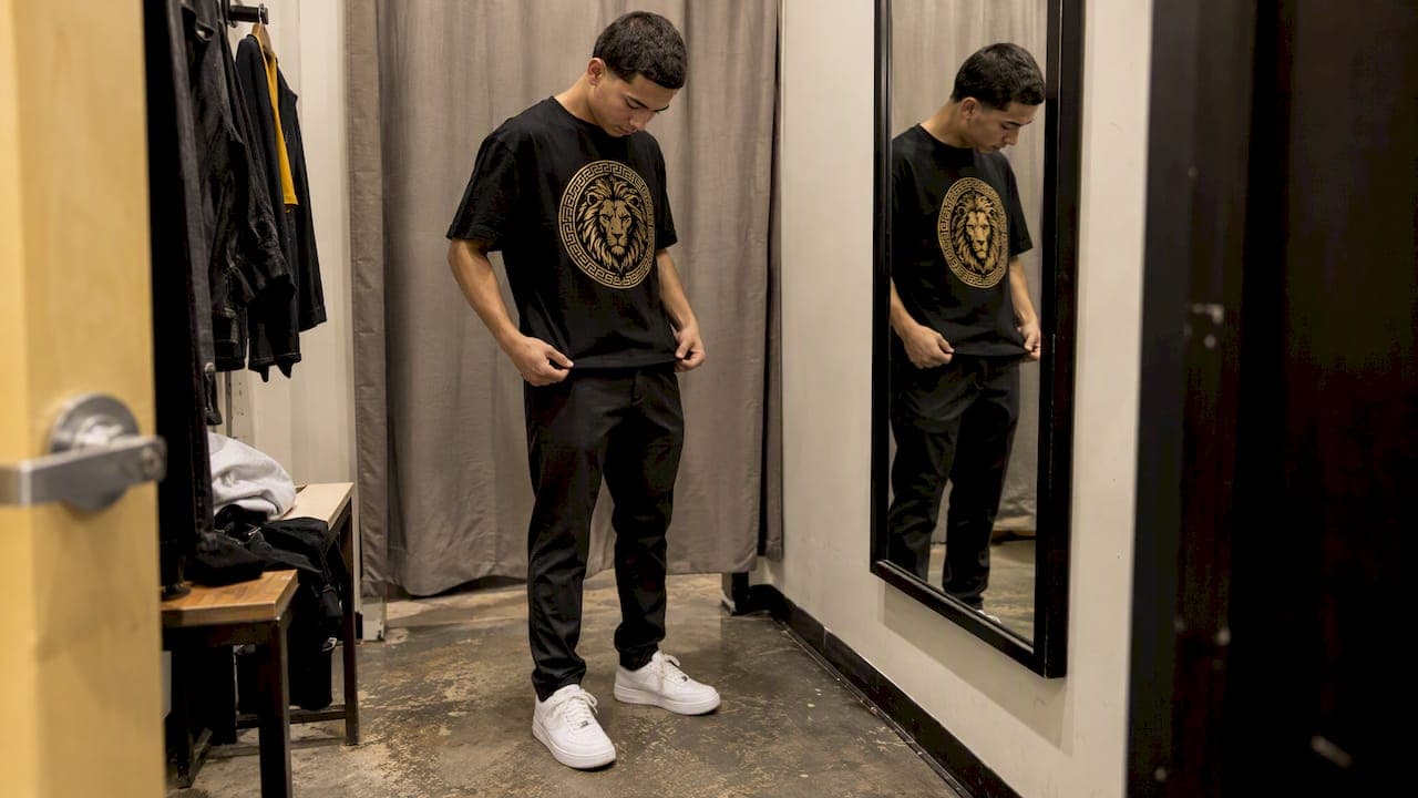 Short Men Streetwear: How to Dress Sharp at Any Height