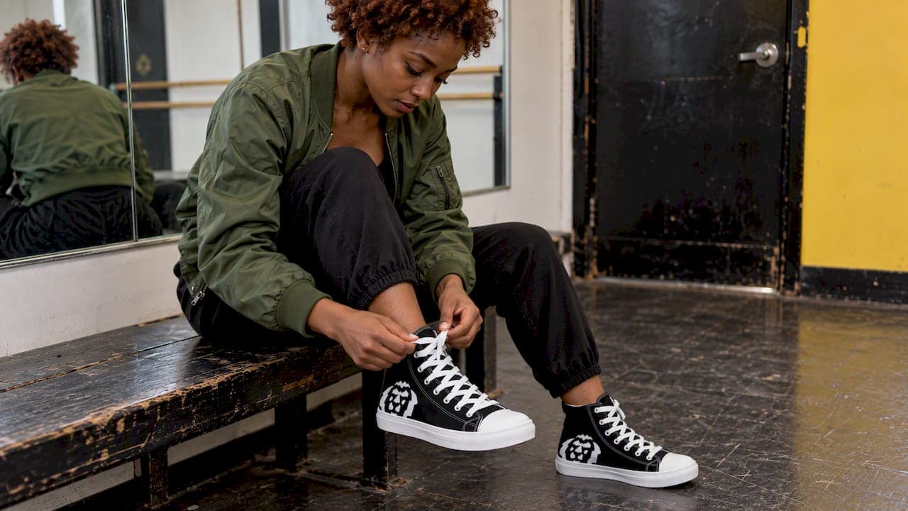How to Lace Sneakers: 7 Clean Styles, Step by Step